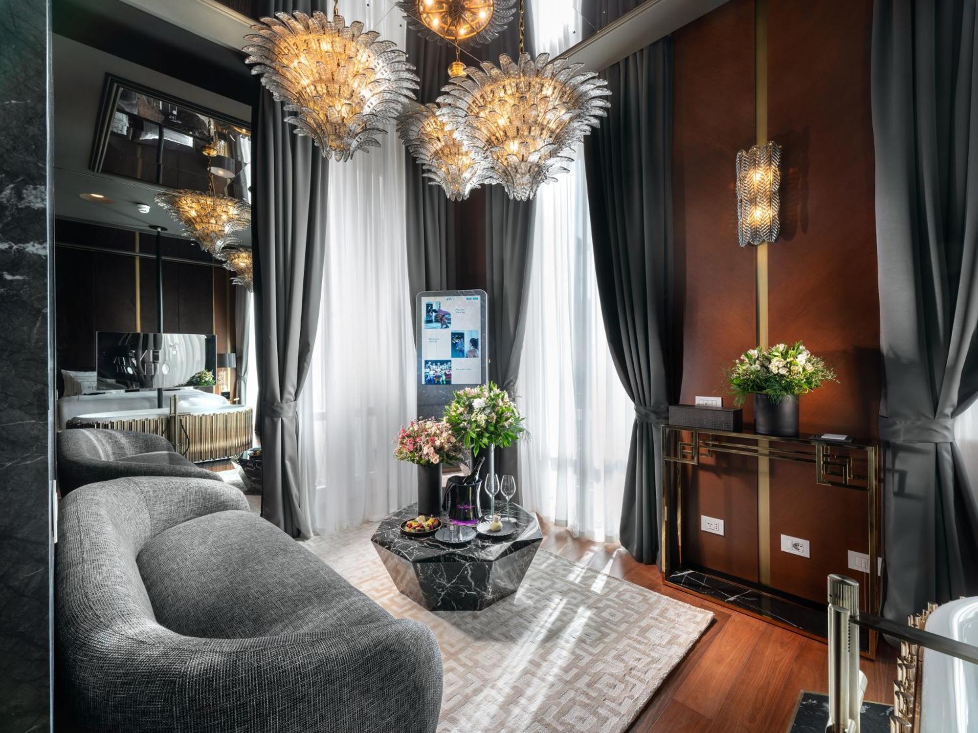 The Plein Hotel - Small Luxury Hotels Of The World มิลาน ภายนอก รูปภาพ
